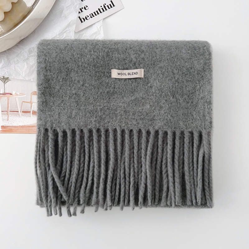 Вълнен шал, warp-knit тъкане, запазва топлината, зимен аксесоар с ресни