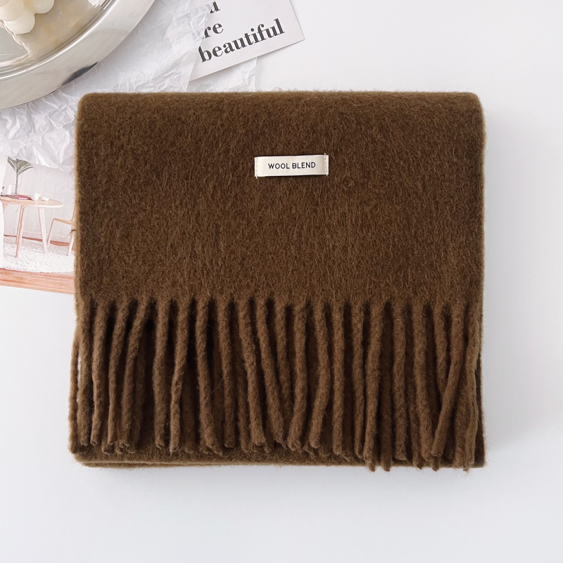 Вълнен шал, warp-knit тъкане, запазва топлината, зимен аксесоар с ресни