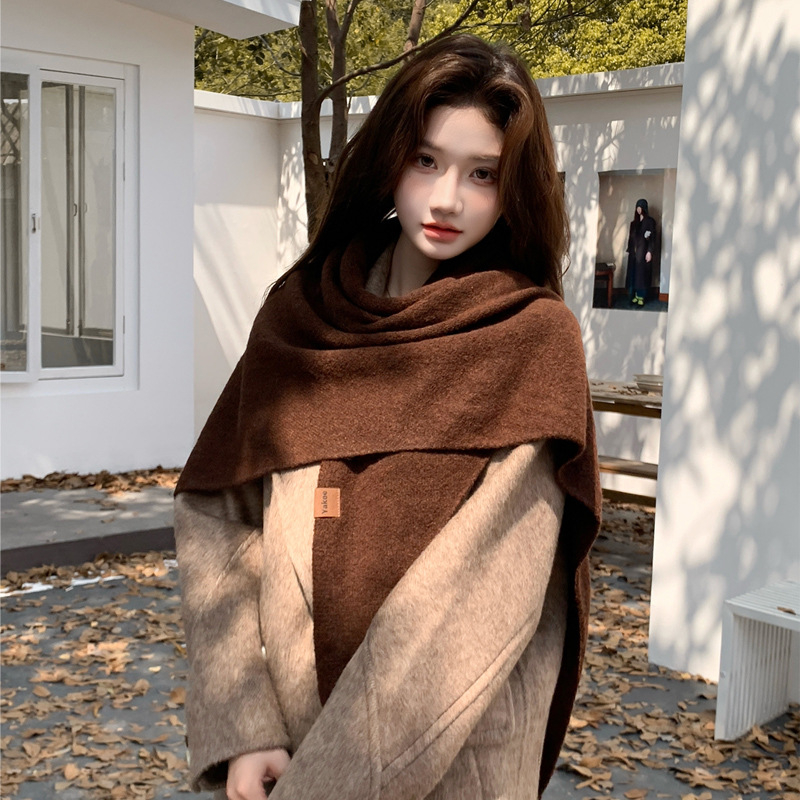 Ženski vuneni trokutasti šal, warp knitting tkanje, održava toplinu zimi, svestran stil