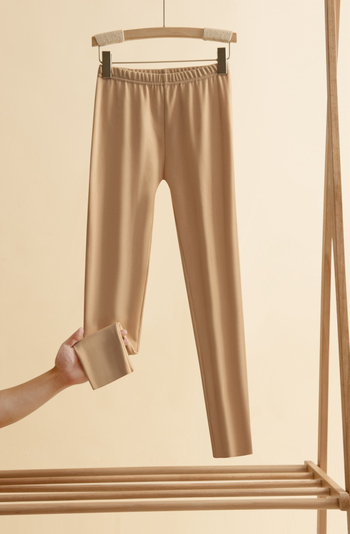 Pantaloni de iarnă pentru femei, velur dublu, căptușiți cu fleece, groși 201–250 g/m², 80–90% poliester