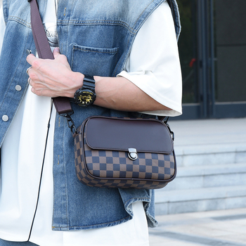 Geantă crossbody din piele PU pentru bărbați, model geometric, căptușeală poliester, impermeabilă, stil business commuting