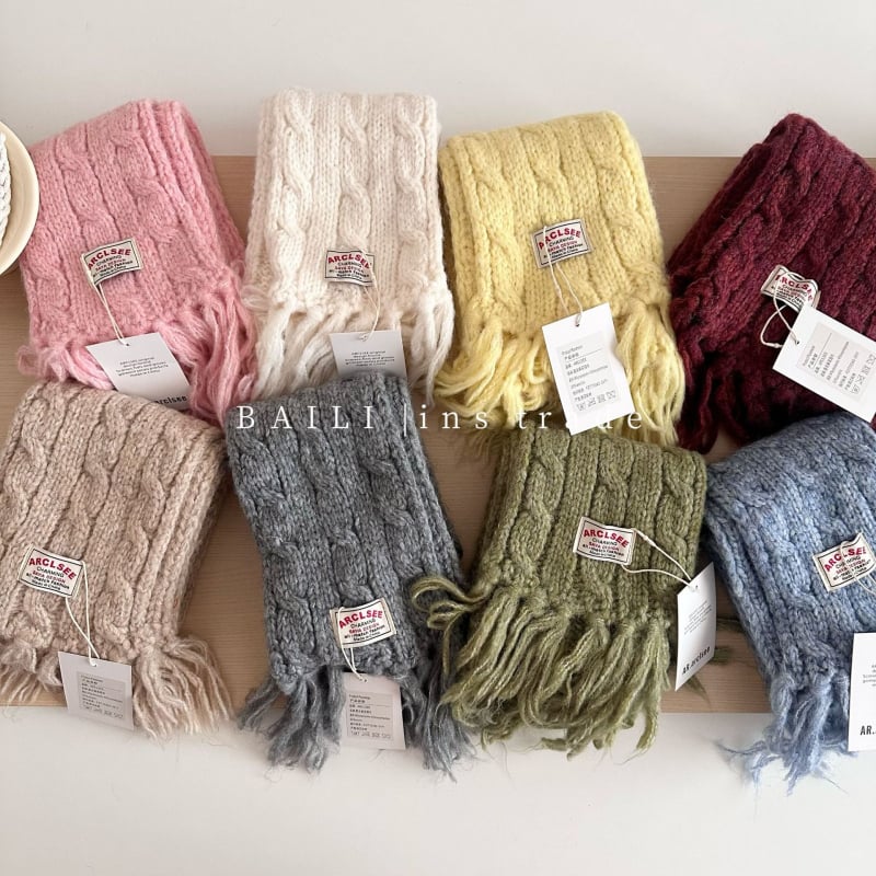 Šal s balaklavom i resicama, korejskog stila, obična tkanina (Plain weave), warp knitting, 61-70% vuna, zima