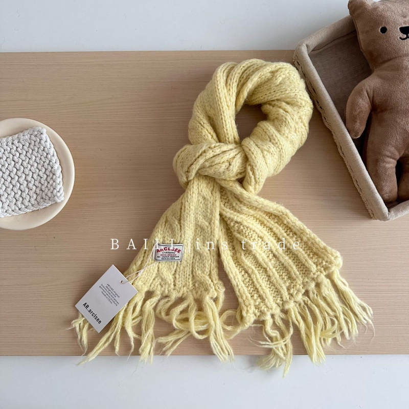 Šal s balaklavom i resicama, korejskog stila, obična tkanina (Plain weave), warp knitting, 61-70% vuna, zima