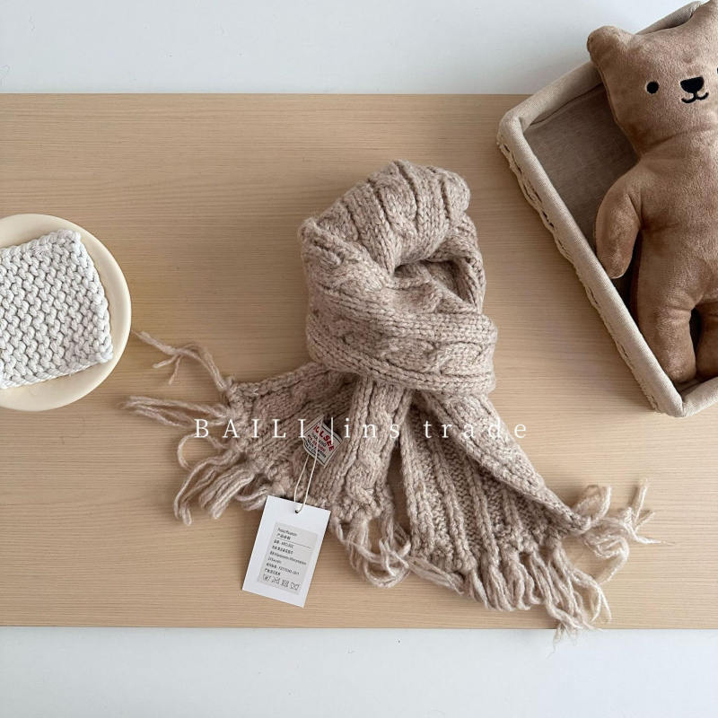 Šal s balaklavom i resicama, korejskog stila, obična tkanina (Plain weave), warp knitting, 61-70% vuna, zima