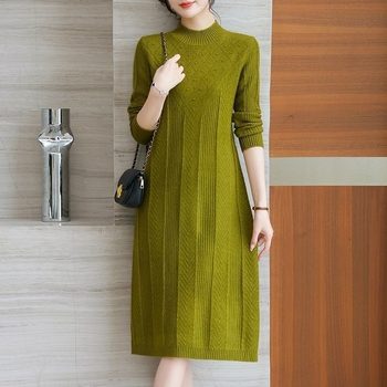 Haljina od viskoze, A linija, srednja duljina, poluo vratnik, dugi rukavi, pulover