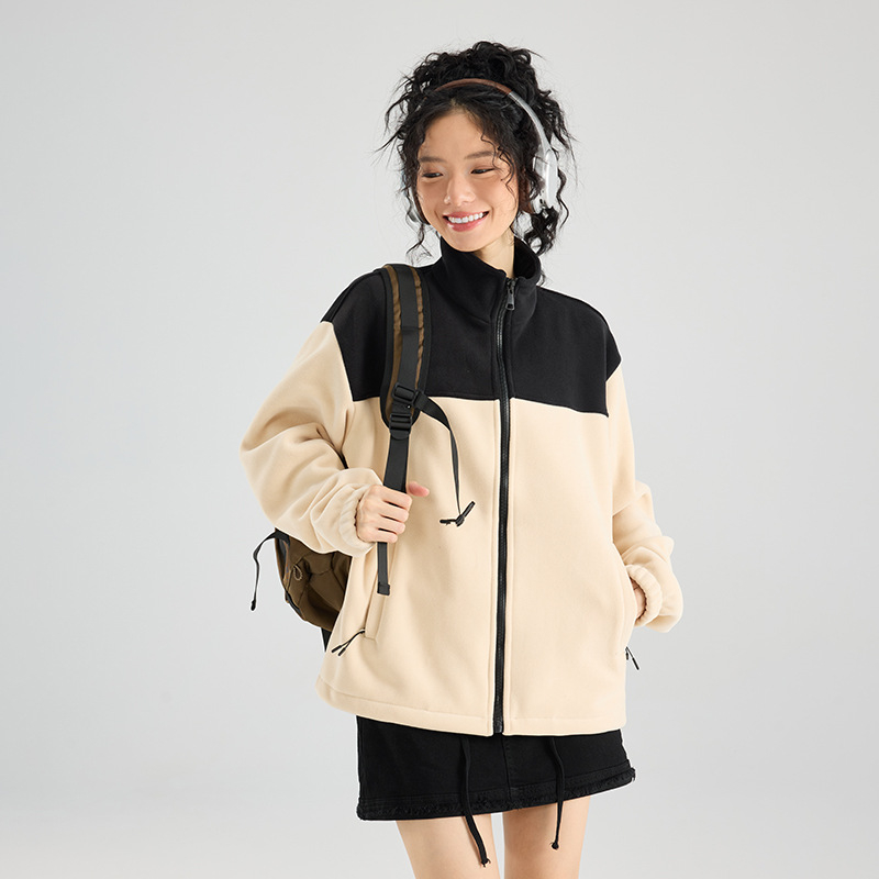 Uniszex fleece kabát, polár bélés, blokk-stílusú dizájn, poliészter anyag