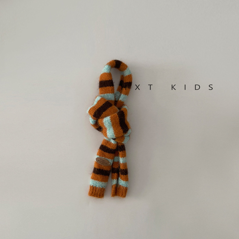 Dječji šal s prugama u color-block uzorku, warp-knit pamuk za zimsku toplinu - Also Today