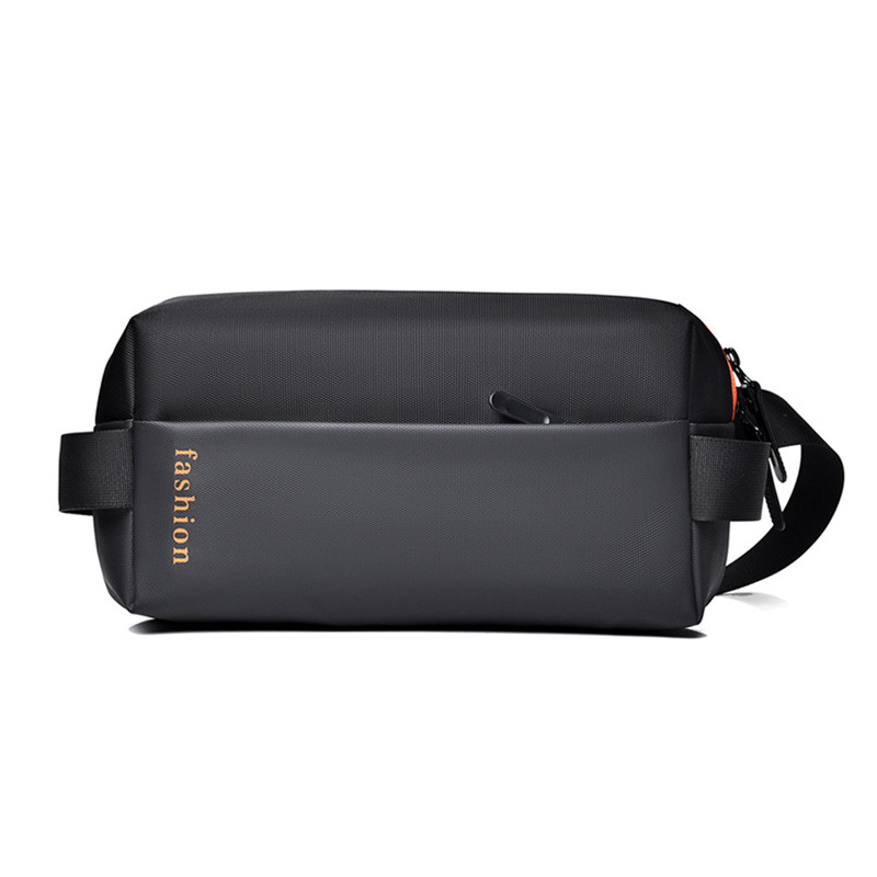 Muška prsna torba crossbody, poslovni stil, otporan materijal, poliester podstava, pogodna za poslovna putovanja