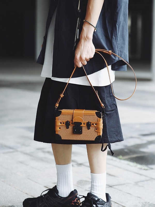 Muška crossbody torba s retro stilom euro-američki, PU materijal, vodootporna, izuzetno lagana, preklopiva — FILWHITE