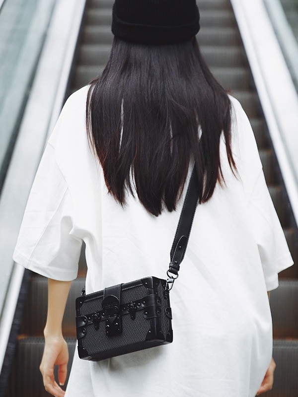Muška crossbody torba s retro stilom euro-američki, PU materijal, vodootporna, izuzetno lagana, preklopiva — FILWHITE