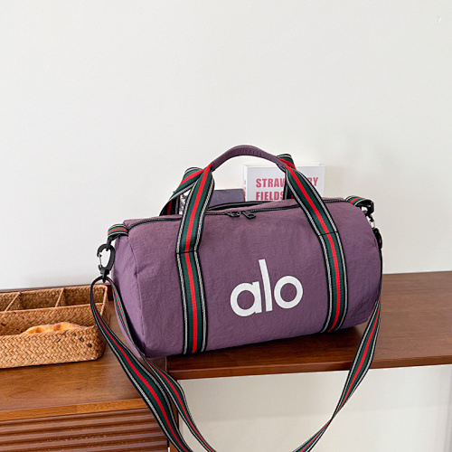 Alo crossbody torba, kapacitet 20-35L, najlon, vodootporna, ultra lagana, odjeljivanje suho-mokro, proširiva za putovanja i fitness