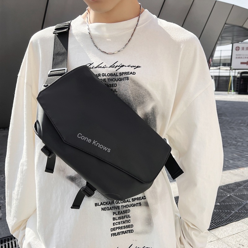 Muška crossbody torba s uličnim stilom, od Oxford platna, dizajn za smanjenje opterećenja, podstava od poliestera, jednodobni uzorak.
