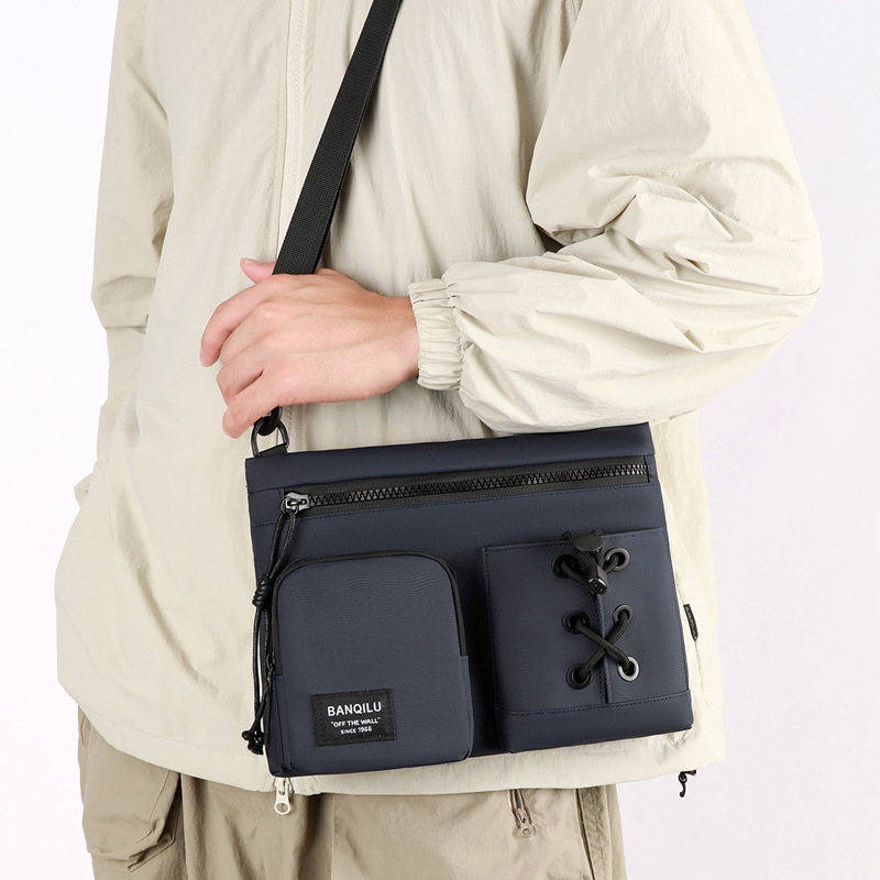 Muška crossbody torba za poslovne i putne potrebe — Oxford tkanina, poliester podstava, poslovno putnički stil, smanjuje teret