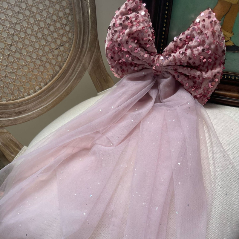 Ukosnica sa šljokicama — tkanina, ženski stil, zima 2024