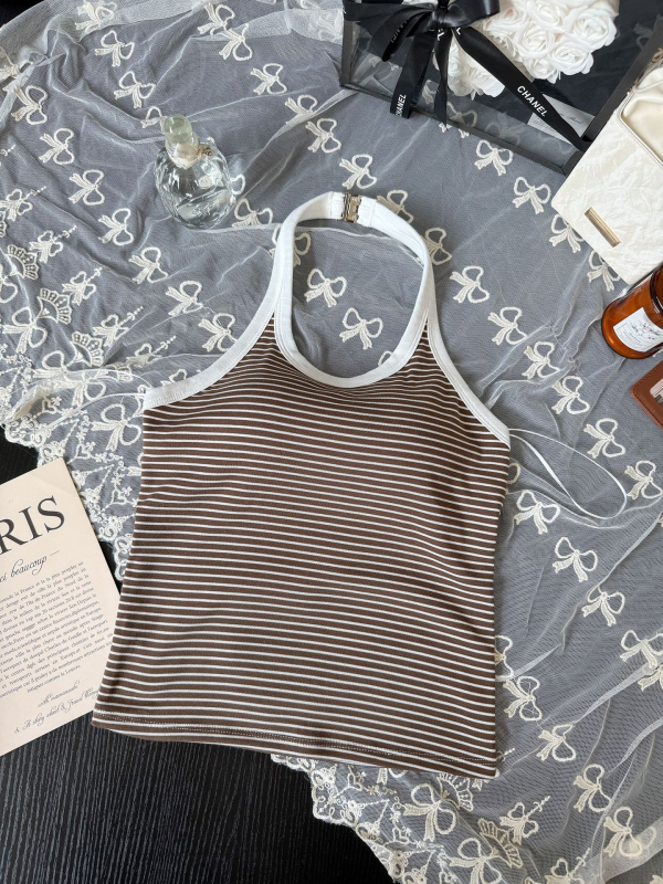 Pamučni cami halter s ugrađenim grudnjakom, duljina struka, srednji oblik košarice, fiksna košarica, korejski stil