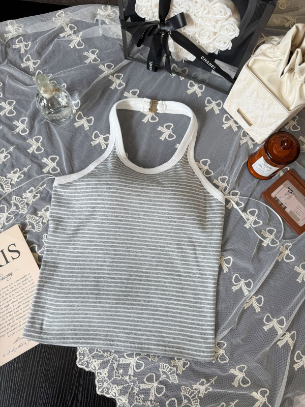 Pamučni cami halter s ugrađenim grudnjakom, duljina struka, srednji oblik košarice, fiksna košarica, korejski stil
