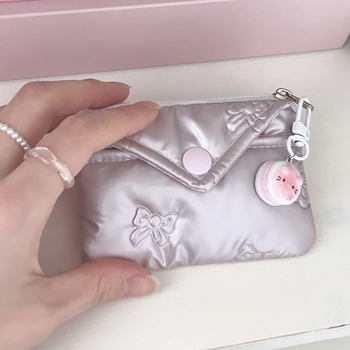 Mini PU presvlačeni torbica s quilted prugastim dizajnom, zatvarač – dvostruki organizator za kartice i slušalice, otporan na prašinu (Unisex)