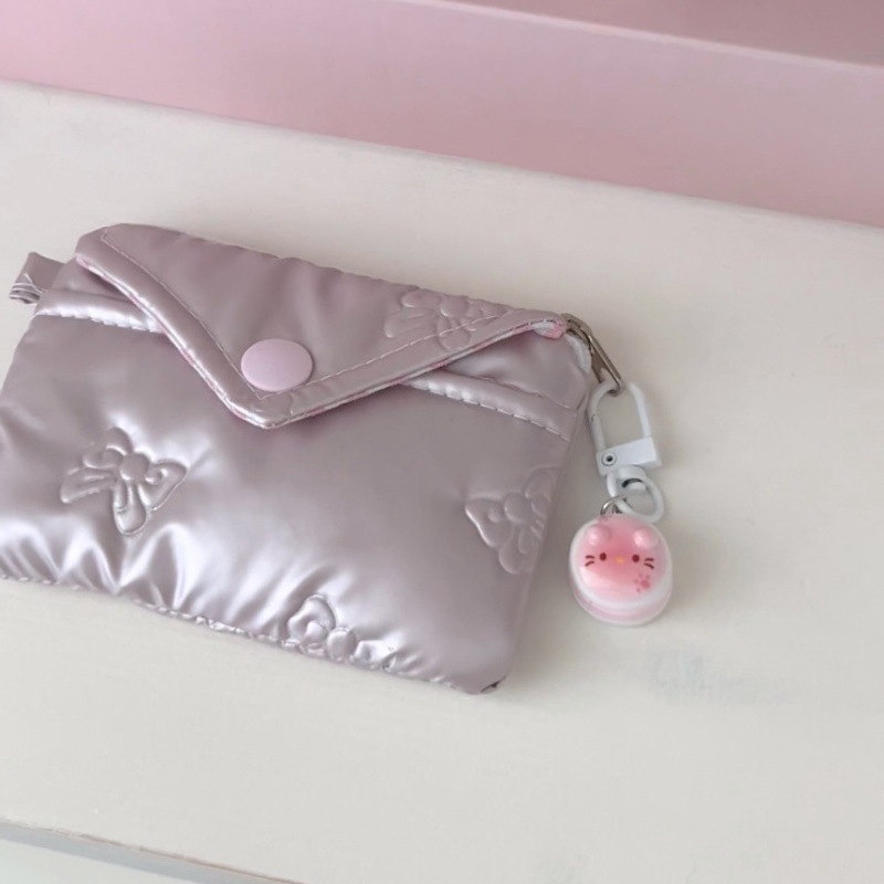 Mini PU presvlačeni torbica s quilted prugastim dizajnom, zatvarač – dvostruki organizator za kartice i slušalice, otporan na prašinu (Unisex)