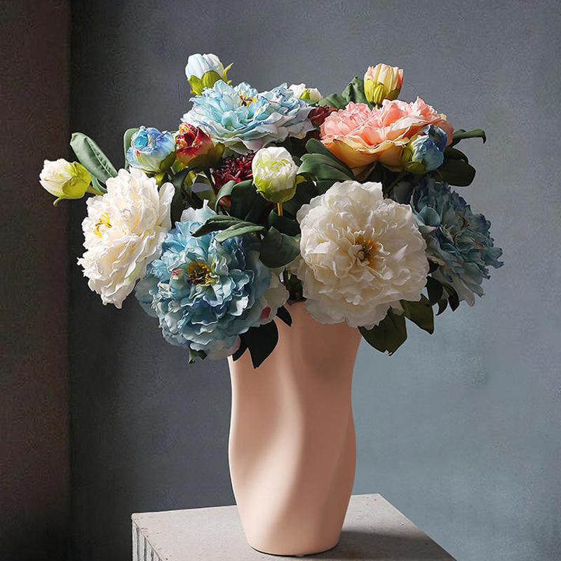 Pion csokor selyem virágokkal és grillezett szélekkel – Artistic Shadow