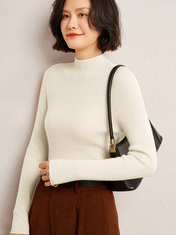 Karcsú szabású pulóver kasmír-gyapjú keverék, fél magas gallér, hosszú ujjú