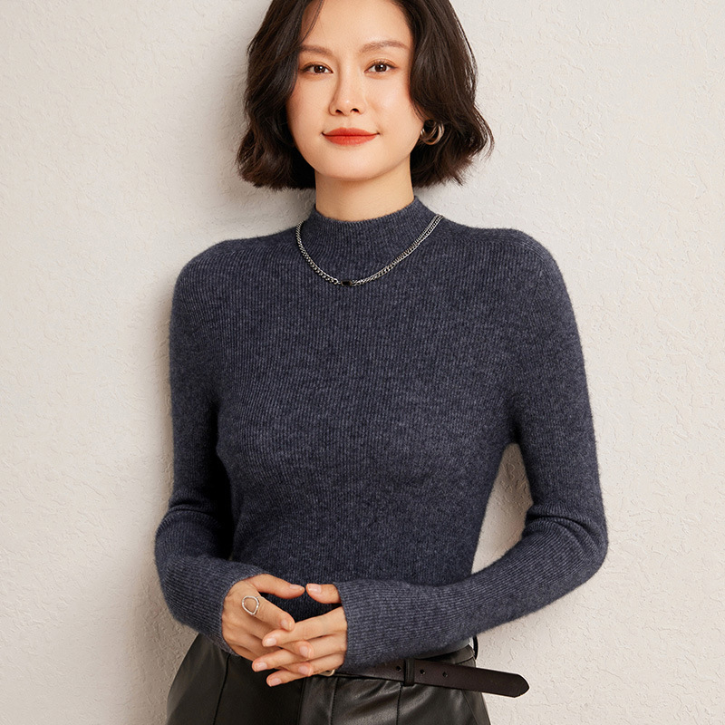 Karcsú szabású pulóver kasmír-gyapjú keverék, fél magas gallér, hosszú ujjú