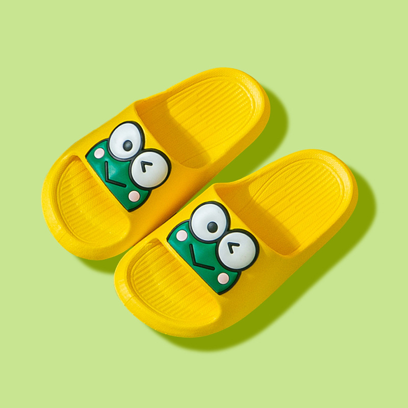 Sandale s crtani uzorak; PVC gornji dio i potplat; za dob 1–12 godina; ljeto 2024