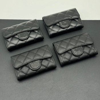 Kožni novčanik za kartice s geometrijskim uzorkom, podstava od platna, 2025 izdanje