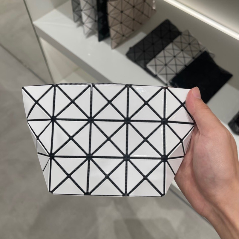 PVC sminkes táska kockás mintával, könnyű nylon bélés, uniszex street style (PVC, kockás minta, nylon bélés, könnyű, uniszex, 2023 tavasz)