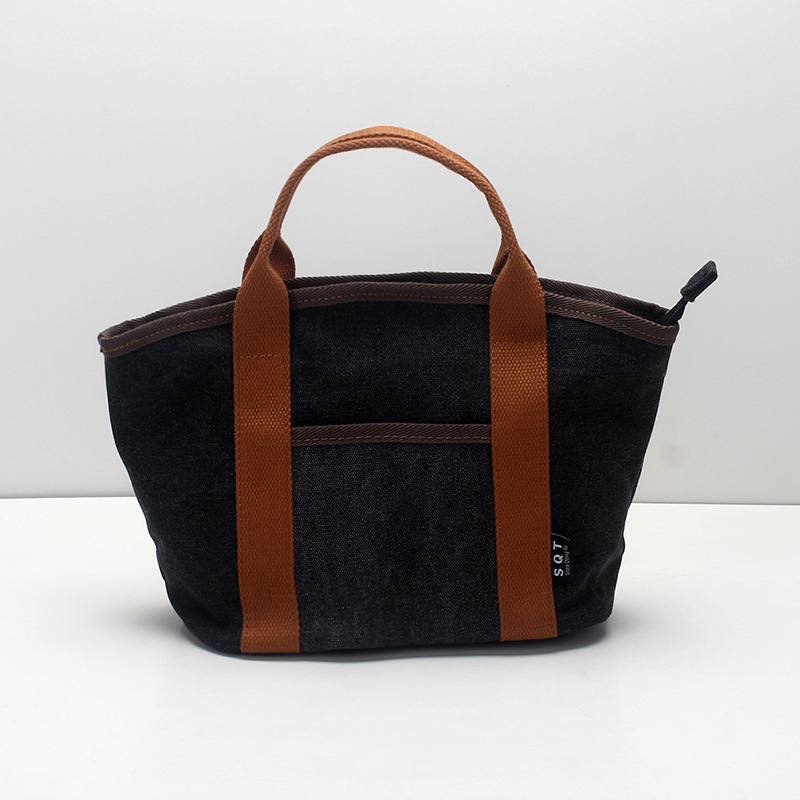 Kanvas bucket bag, casual stil, zatvarač, unutarnji džepovi (s džepom na zatvarač, džep za mobitel i ID), podstava od poliestera i pamuka