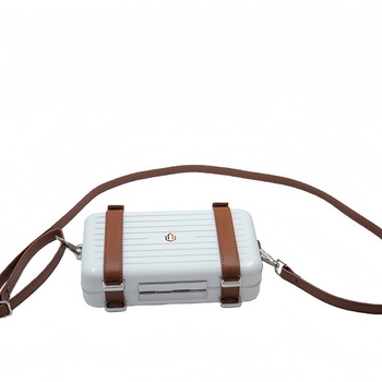 Crossbody táska PC-alumínium kerettel és merev héjjal, ABS/PC felépítés, vízálló, uniszex, mindennapi városi használatra