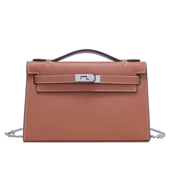 Lančana crossbody torba, od prave kože – prvi sloj goveđe kože, Kelly stil, horizontalni kvadratni oblik, zatvarač s mehanizmom zaključavanja