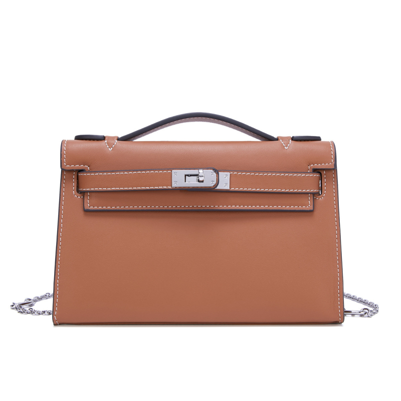 Lančana crossbody torba, od prave kože – prvi sloj goveđe kože, Kelly stil, horizontalni kvadratni oblik, zatvarač s mehanizmom zaključavanja
