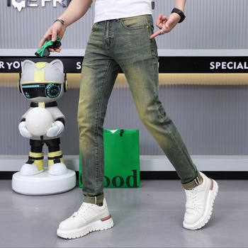 Jeansi bărbați Slim-fit, Croială mică drept, Spălate, Denim 93% bumbac, talie medie