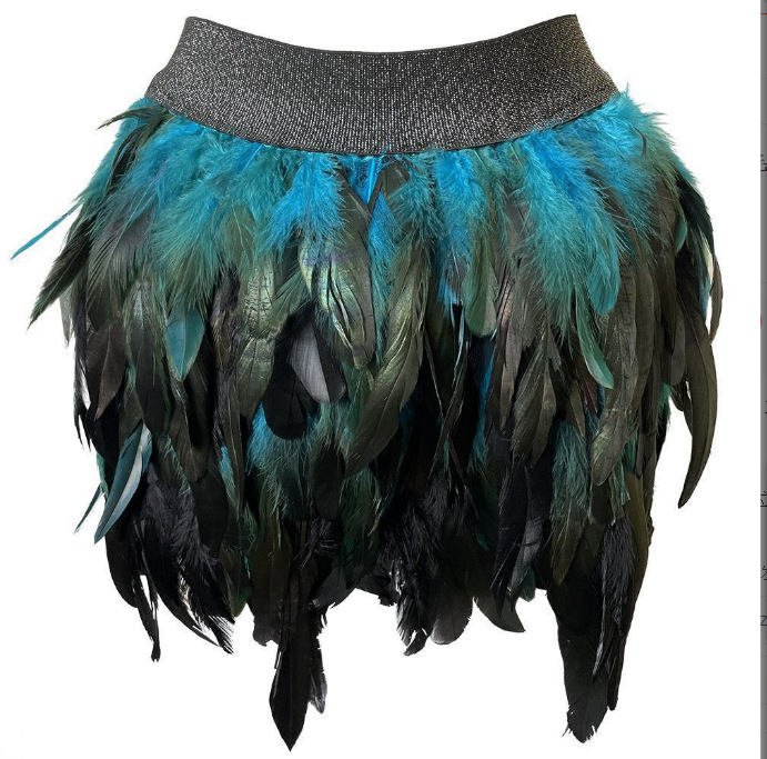 Пелерина-шал с пера, унисекс, изработена от козина, монохромен дизайн, пуловер стил, ширина 40 см