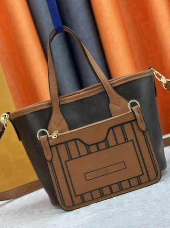 Ženska bucket torba od prave kože, rastlinskim načinom obrade kože, crossbody, džep za telefon, polyester podstava