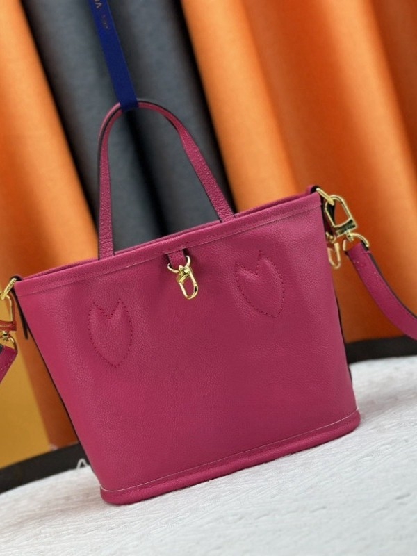 Ženska bucket torba od prave kože, rastlinskim načinom obrade kože, crossbody, džep za telefon, polyester podstava