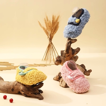 Dječje papuče za pod s karikaturalnim dizajnom, neklizajuća potplat, Velcro zatvaranje, debeli fleece ulošak, pogodna za zimu, proljeće i jesen