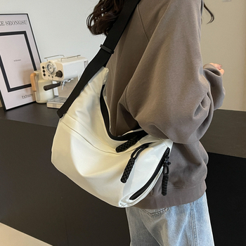 Dumpling-stílusú vászontáska, szabadidő és utazásokhoz, cipzár, poliészter bélés, 2025 tavasz