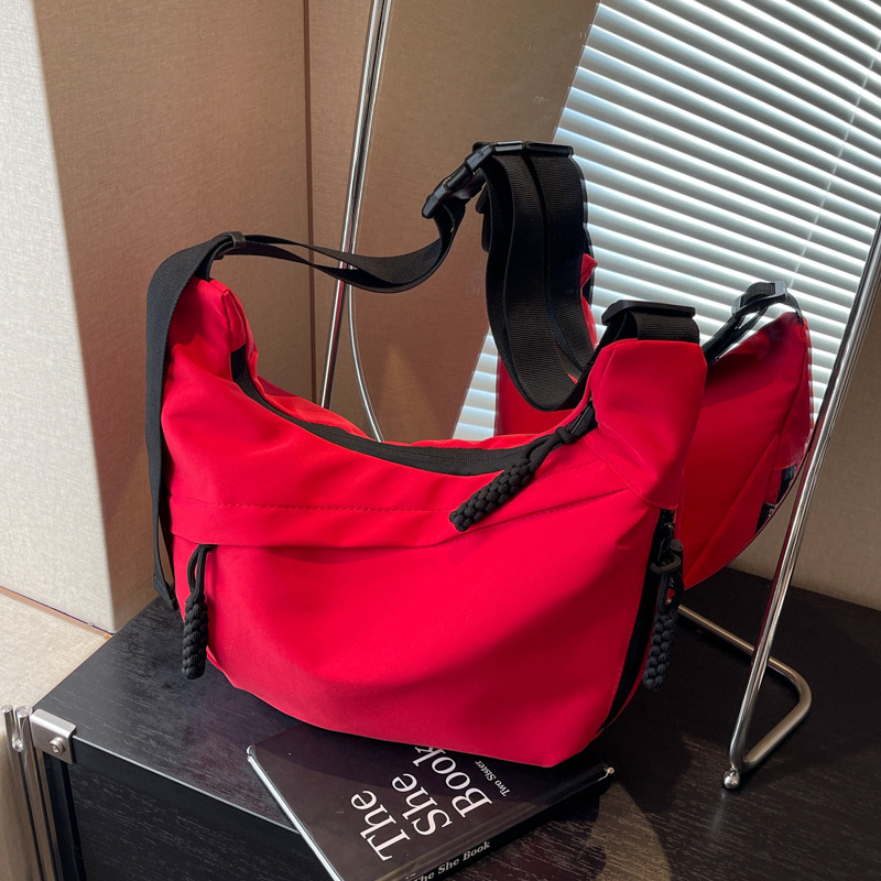 Dumpling-stílusú vászontáska, szabadidő és utazásokhoz, cipzár, poliészter bélés, 2025 tavasz