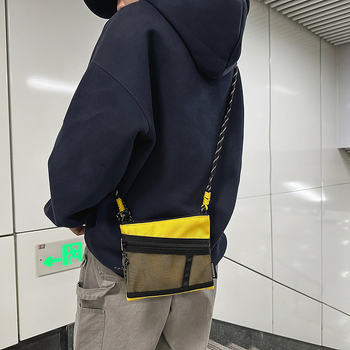 Ženska crossbody torbica – ulični stil, Oxford tkanina, oblik kuverte, zatvarač na zip, jedna naramenica