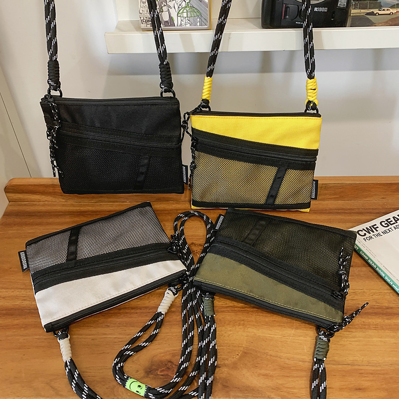 Ženska crossbody torbica – ulični stil, Oxford tkanina, oblik kuverte, zatvarač na zip, jedna naramenica