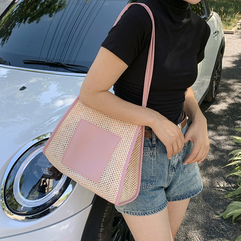 Geantă de damă din pai, cu capacitate mare – stil street fashion, închidere magnetică, buzunare interne pentru telefon și card de identitate