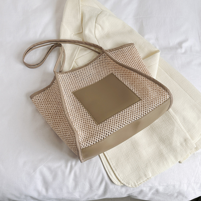 Geantă de damă din pai, cu capacitate mare – stil street fashion, închidere magnetică, buzunare interne pentru telefon și card de identitate