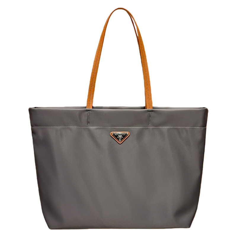 Geantă Tote din Oxford, stil urban simplu, formă orizontală pătrată, închidere cu fermoar, compartimente interne: buzunar cu fermoar, buzunar pentru documente, buzunar laminat cu fermoar