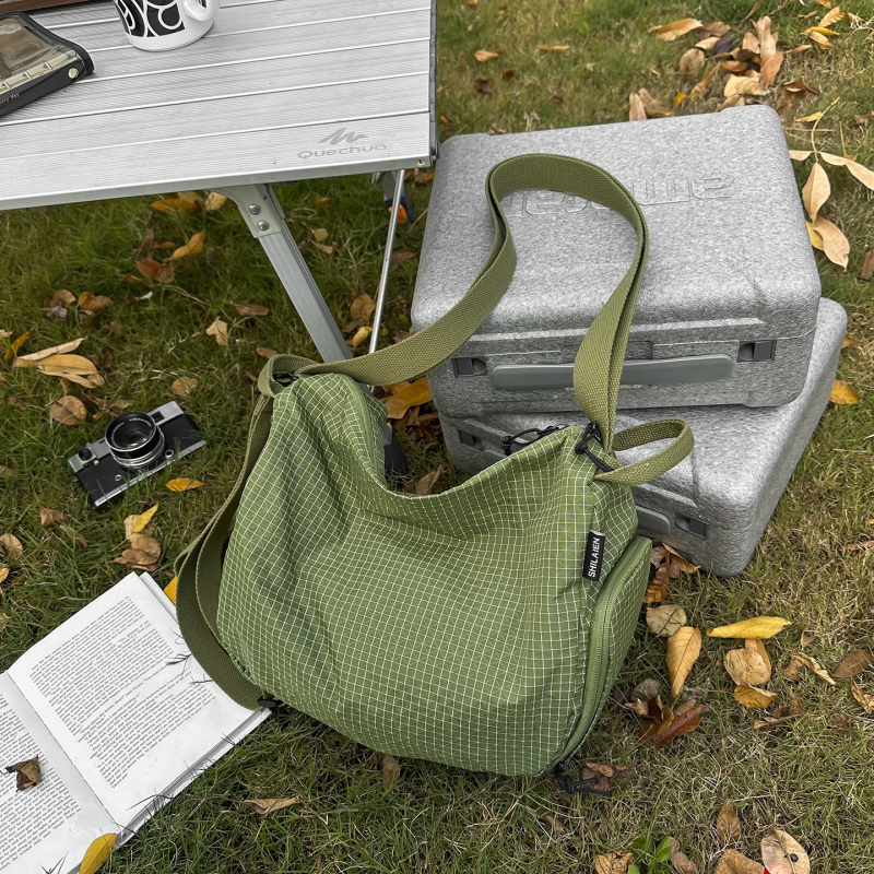 Tote torba, korejski stil inspiriran uličnim stilom, Oxford materijal, horizontalni pravokutni oblik, zatvarač, poliester podstava, džep za telefon