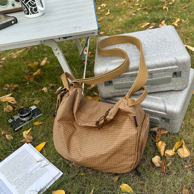 Tote torba, korejski stil inspiriran uličnim stilom, Oxford materijal, horizontalni pravokutni oblik, zatvarač, poliester podstava, džep za telefon