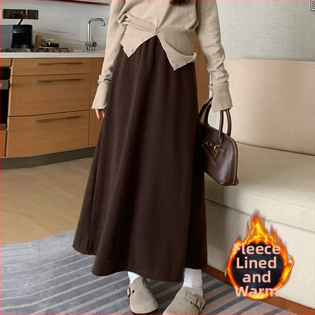 Fustă tricotată în linie A, fără guler, fără mâneci (Lungime medie; Amestec cașmir-poliester)