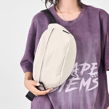 Crossbody torba – ulični stil, najlon, lagana, zatvarač, unutarnji džep s patchom, poliester podstava, ljeto 2025