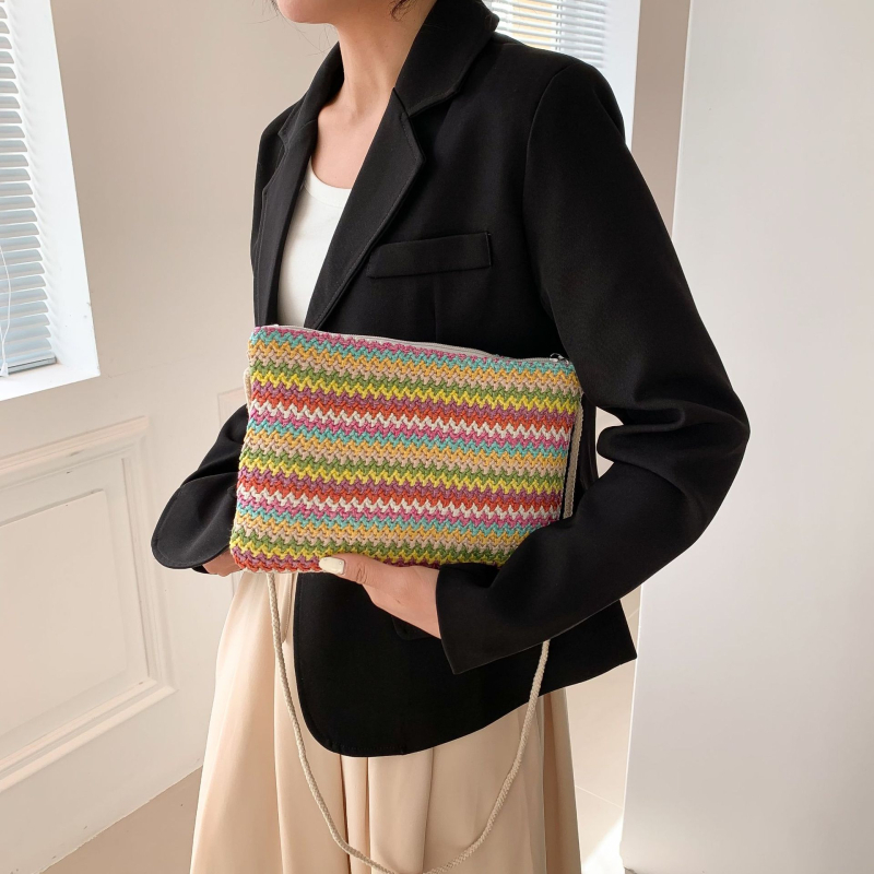 Torba od slame u ulicnom stilu, oblik torbe-pismo, crossbody, horizontalno kvadratna, zatvarač, trodimenzionalni dizajn