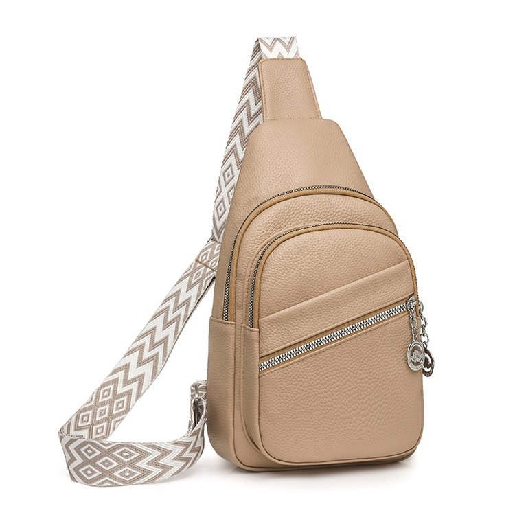 Crossbody torba od PU kože, zatvarač, podstava od poliestera, džep za dokumente, mekana konstrukcija